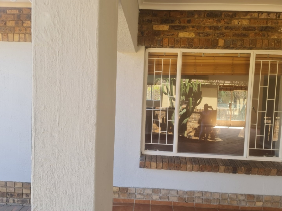 3 Bedroom Property for Sale in Waterval East North West